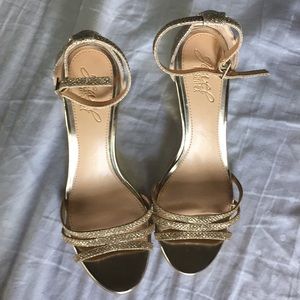 Badgley Mischka sparkly dress wedges